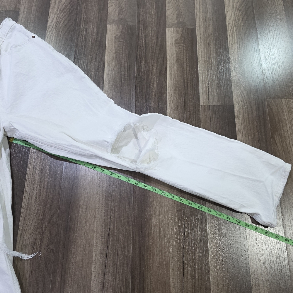 Abercrombie & Fitch The 90s Straight Ultra High Rise Curve Love White Denim Jean - Picture 9 of 12